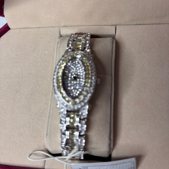 ADRIENNE Couture Limited Edition Crystallized Watch - Picture 4 of 7